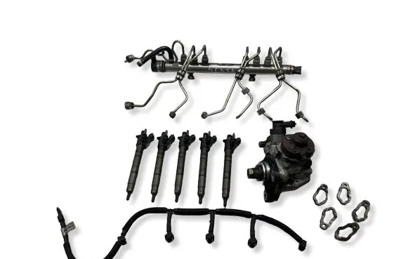 Volvo V70 Fuel injection system set 31372081