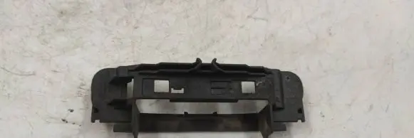 Audi A6 S6 C5 4B Front door exterior handle/bracket 4B0839885