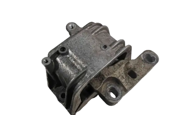 Volkswagen PASSAT B6 Engine mount bracket 1K0199262P 1KO199262P