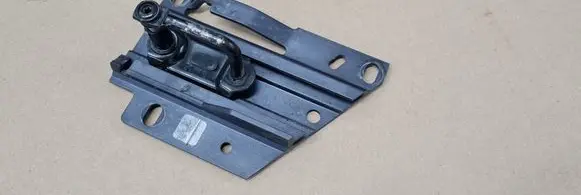 Audi S5 F5 Engine bonnet/hood lock/latch loop/hook 8W0823185E