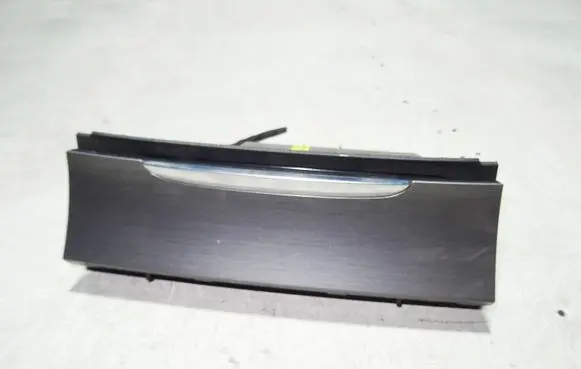 Volkswagen PASSAT B7 Ashtray (front) 3C0863284K