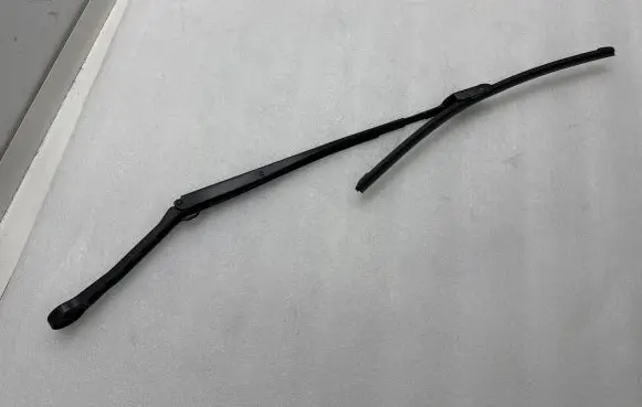 BMW X3 G01 Windshield/front glass wiper blade 7399010