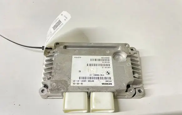BMW 5 E60 E61 Transfer box differential control unit 7589831 13774410