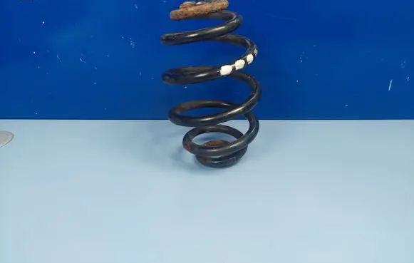 Audi A6 S6 C5 4B Rear coil spring 950693