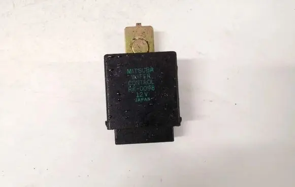 Subaru Legacy Window wiper relay RK0098 rk-0098