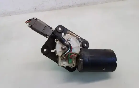 Nissan Terrano Rear window wiper motor 9390332384