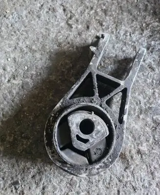 Fiat Ducato Engine mount vacuum valve