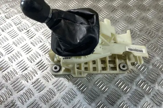 Land Rover Evoque I Gear shifter/selector BJ327K387AC BJ327K387