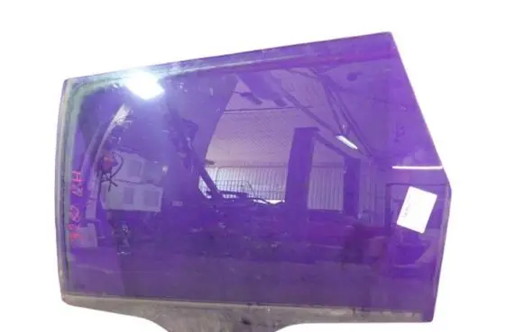 Citroen C5 Front door window glass four-door 