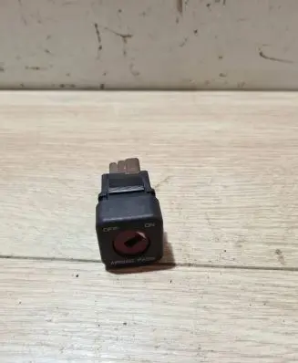 Passenger airbag on/off switch