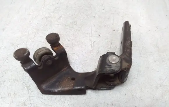 Volkswagen Transporter - Caravelle T5 Sliding door upper roller guide/hinge 7H0843336D