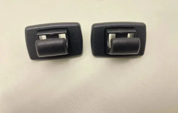 Mercedes-Benz C W204 Sun visor clip/hook/bracket 
