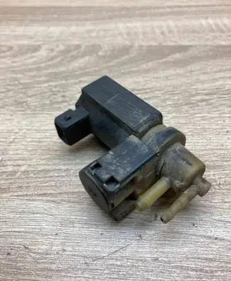 Renault Laguna II Turbo solenoid valve 8200486264