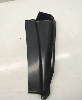 Chevrolet Camaro Wiper trim 84034643