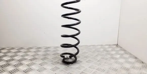 Volkswagen Golf VII Rear coil spring 5Q0511115JS