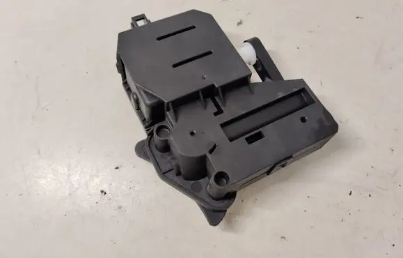 Volvo C30 Fuel tank cap lock 30716522