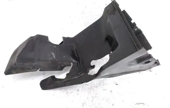 Audi A8 S8 D3 4E Intercooler air channel guide 4E0117338J