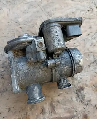 BMW 3 E90 E91 EGR valve 7804380