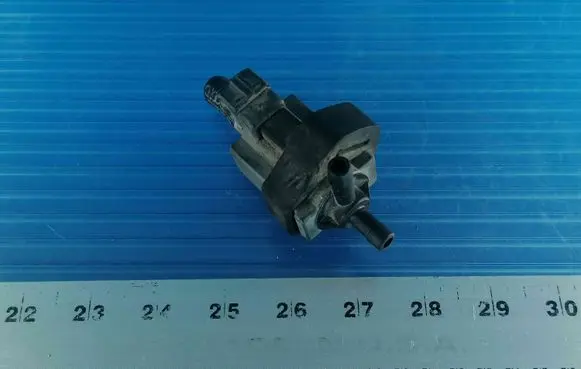 Audi A6 S6 C5 4B EGR valve 078906283A