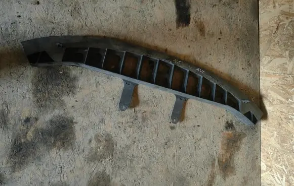 Seat Altea XL Front bumper support beam 5P9807929