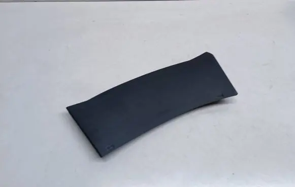 Porsche Cayenne (92A) Rear/tail light trim molding 7P5945255A