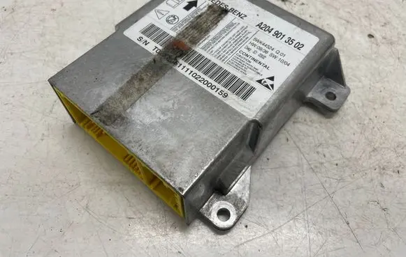 Mercedes-Benz C W204 Airbag control unit/module A2049013502