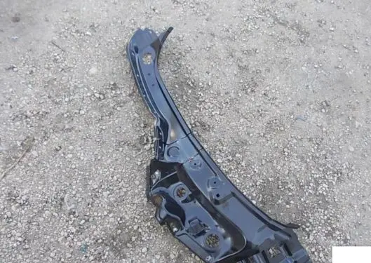 Nissan Pulsar Rear bodywork 