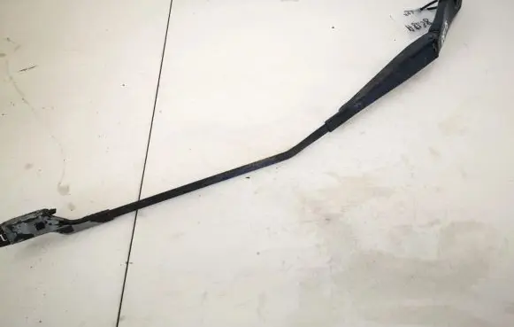 Volvo V70 Front wiper blade arm 31276003