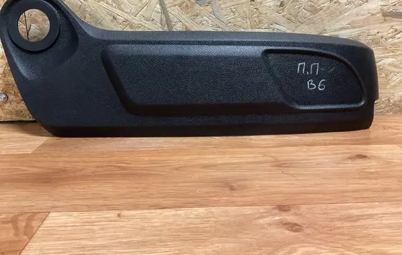 Volkswagen PASSAT B6 Front door seat control surround trim 348544 32449 0529800
