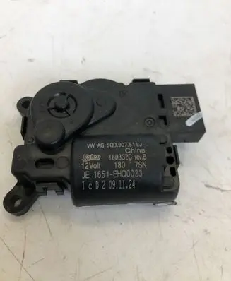 Cupra Tavascan Intake manifold valve actuator/motor 5QD907511