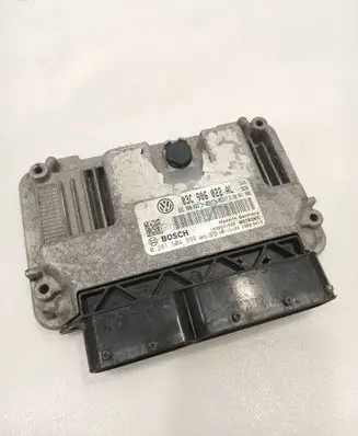 Volkswagen Scirocco Engine control unit/module 03C906022AL 03C906022J 0261S04399