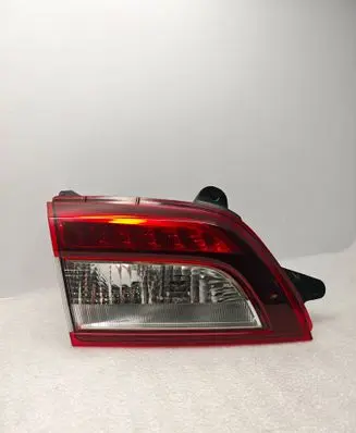 Subaru Outback (BS) Tailgate rear/tail lights 13260228