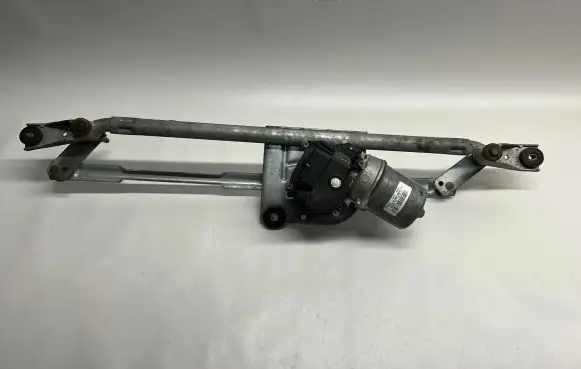Ford Mustang V Front wiper linkage and motor AR3317500AA