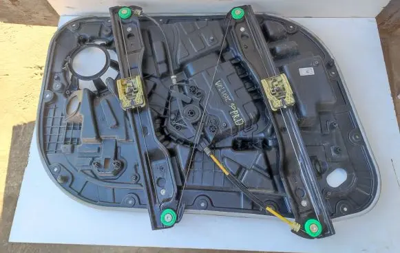 Volvo XC90 Front window lifting mechanism without motor 31349763