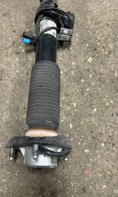 Rear shock absorber/damper