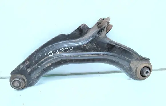 Renault Zoe Front lower control arm/wishbone TC3254