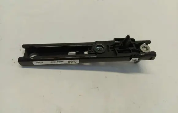 Nissan Qashqai J12 Seat belt adjustment rail 878246UA0C