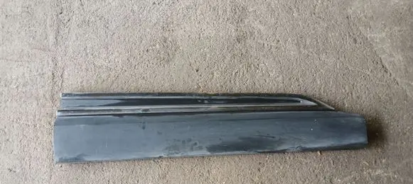 Renault Espace V (RFC) Front door trim (molding) 8296098108