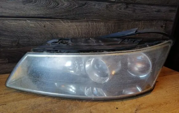 Hyundai Sonata Headlight/headlamp
