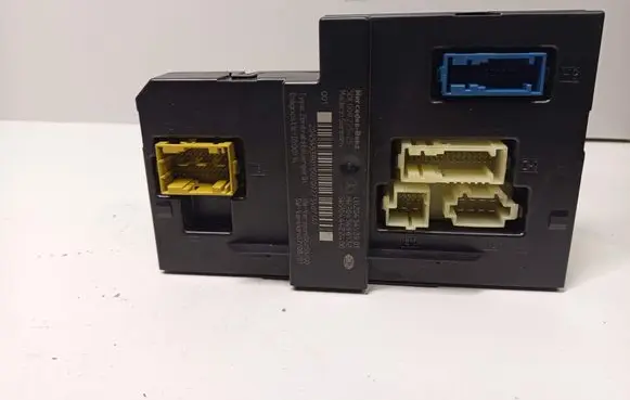 Mercedes-Benz C W204 SAM control unit 2045453901 2045456132 2044422400
