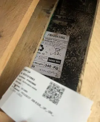 Peugeot 208 II Hybrid / electric car battery 
