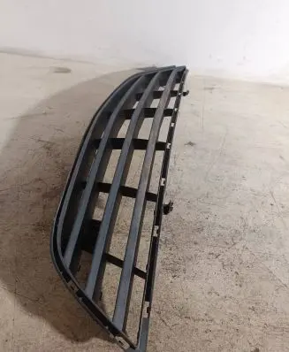 Opel Corsa D Front grill 13179942