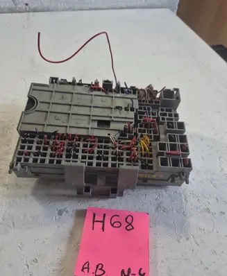Opel Vectra B Fuse box set 90504534
