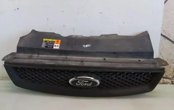 Ford Focus Front bumper upper radiator grill 4M518C436