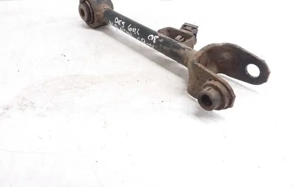 Honda CR-V Rear control arm