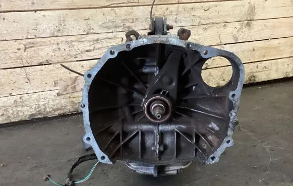 Subaru Outback Manual 5 speed gearbox TY758V1ABB 357687LY