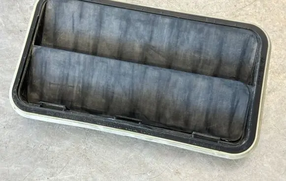 Hyundai Santa Fe Quarter panel pressure vent 975102P000