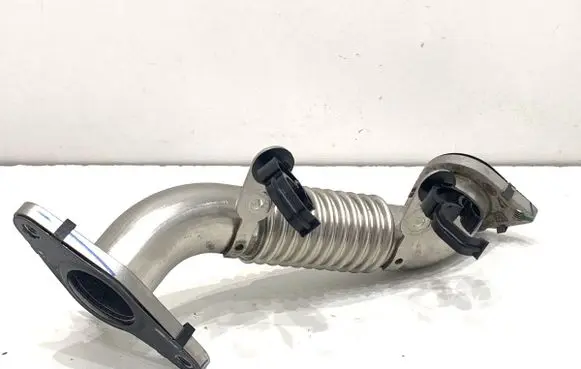 Jaguar E-Pace EGR valve line/pipe/hose G4D39F468KA
