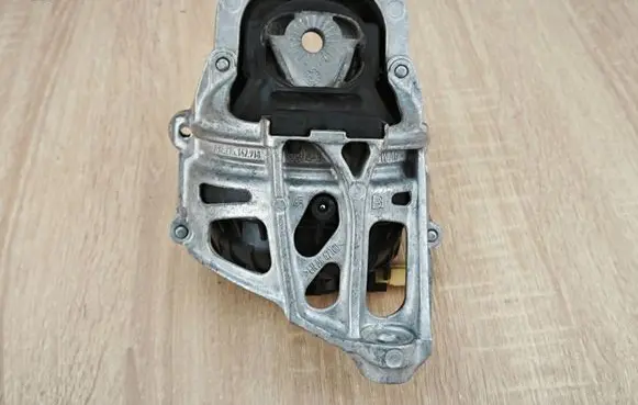Audi A5 Engine mount bracket 4M0199371FC