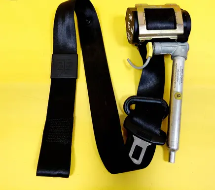 Audi A3 S3 8L Front seatbelt 895857706B
